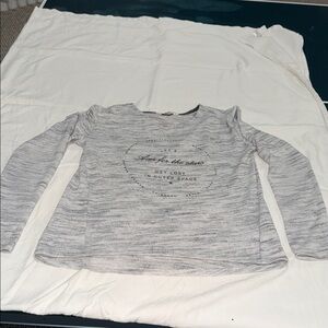 H&M Gray Long Sleeve Graphic Top